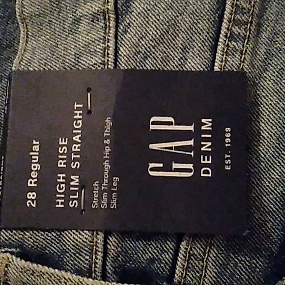 NWT Gap jeans - Picture 8 of 8